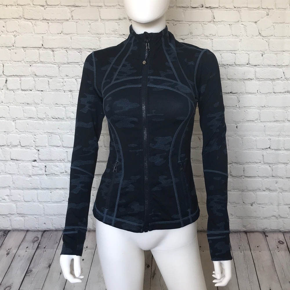 🍋LULULEMON SOULCYCLE CAMO JACKET